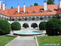 Zámok Topoľčianky a Arborétum v Tesárskych Mlyňanoch