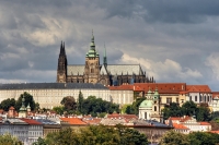 PRAHA – METROPOLA  NAD  VLTAVOU